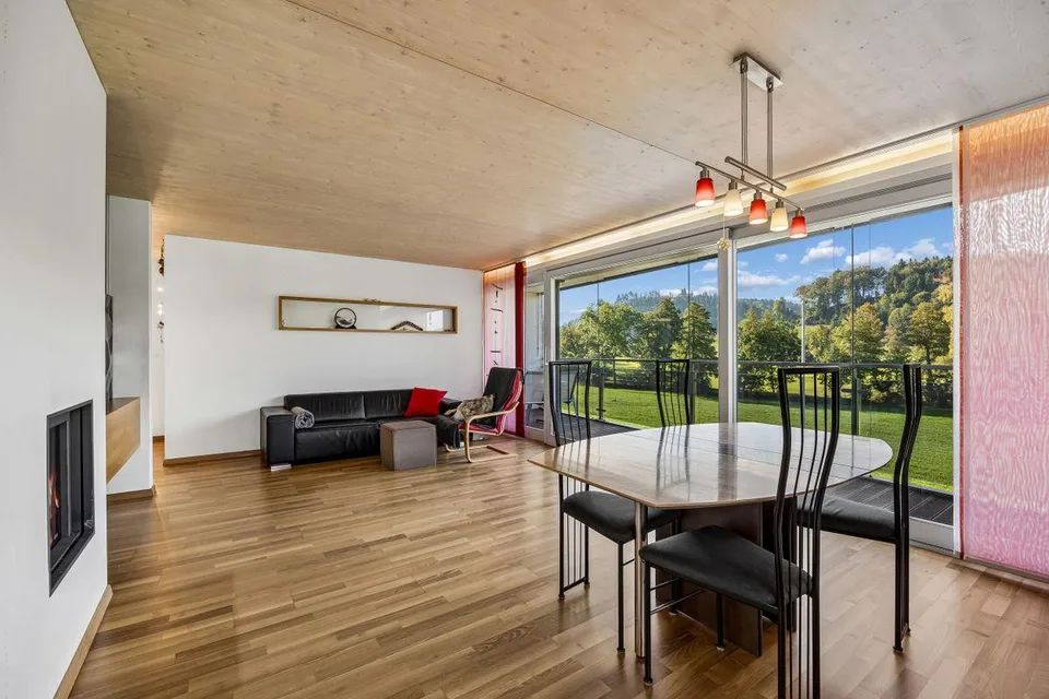 Ländlich wohnen mit Weitsicht: Flexibles Wohnhaus mit Ladenlokal un... – Foto 2 von 13