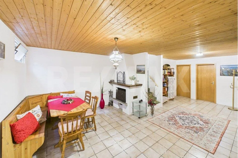 Ideale per le famiglie, appartamento Maisonette 4½ locali, con giardino in posizione centrale ! – foto 4 di 9