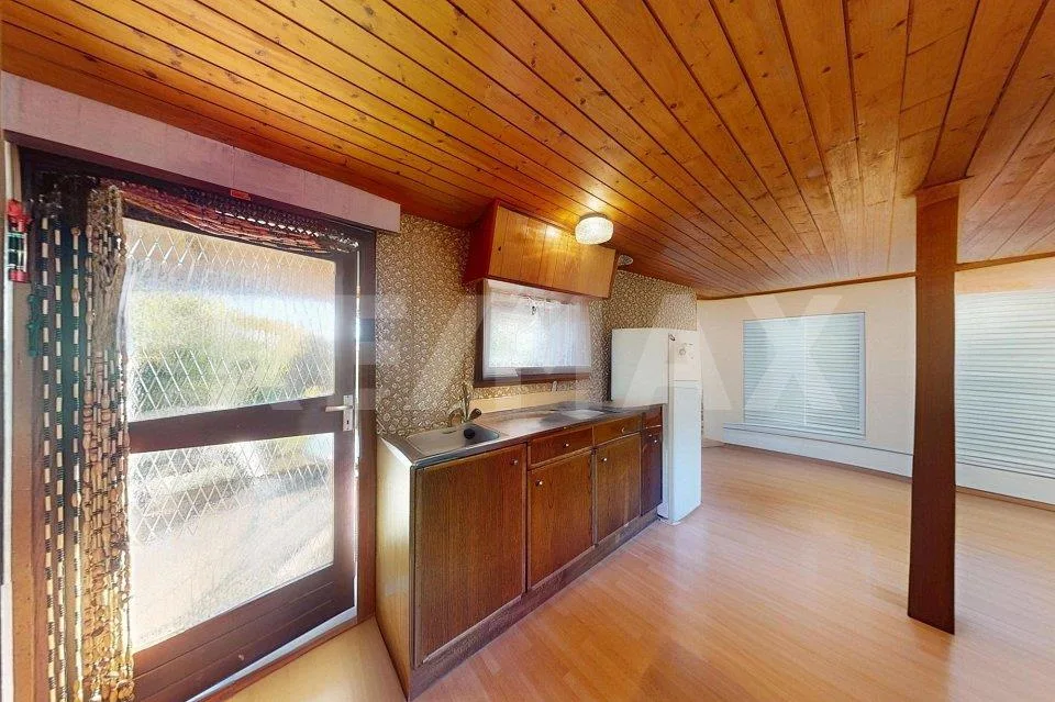 Zu verkaufen: Charmanter Bungalow auf Parzelle am Waldrand – Foto 2 von 13