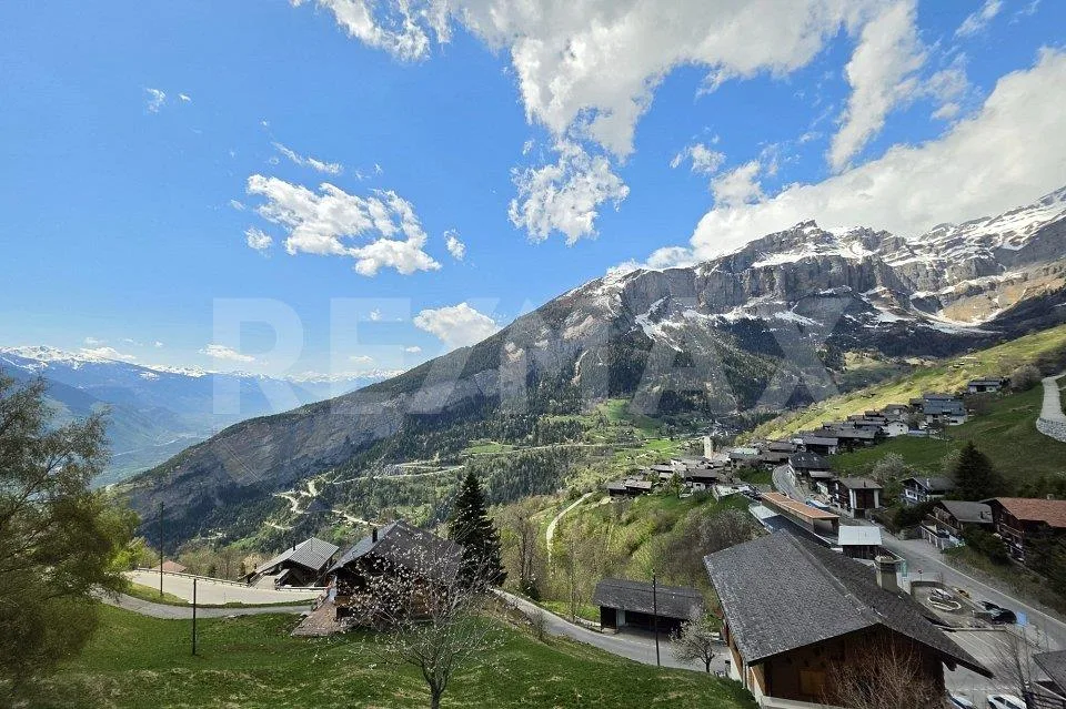 Charmante 2.5-Zimmerwohnung mit Top-Aussicht in Albinen/VS – Foto 12 von 13