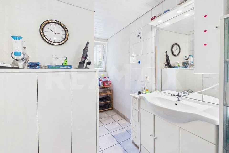 Einfamilienhaus mit historischem Charm und Potenzial – Foto 8 von 13