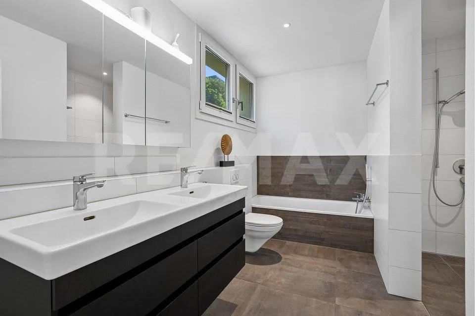 Appartement moderne 4½ pièces avec vue imprenable – photo 10 sur 13