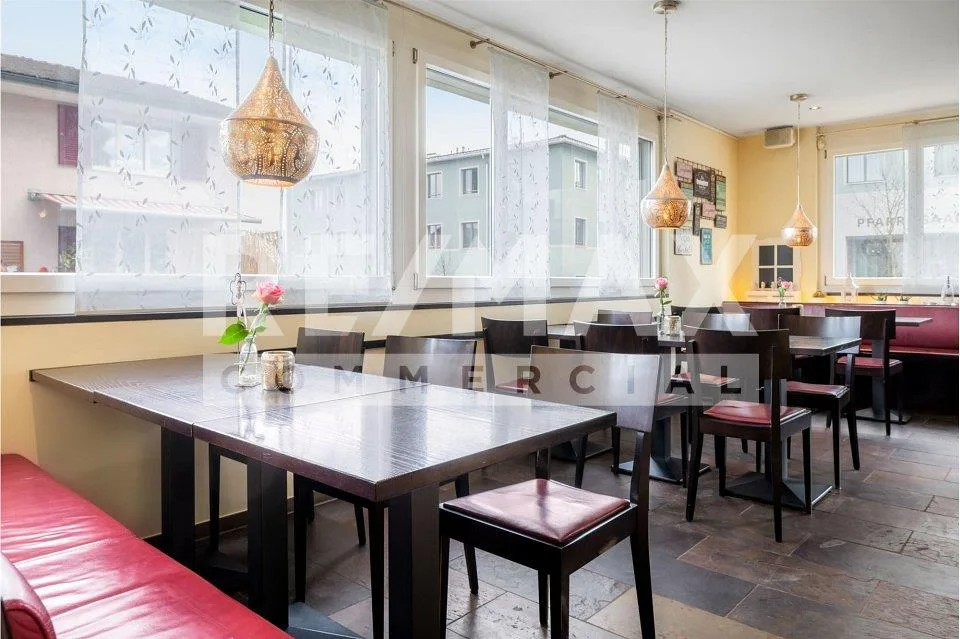 "Vielseitige Gewerbeimmobilie in Hellbühl: Moderne Gastronomie und ... – foto 8 di 13