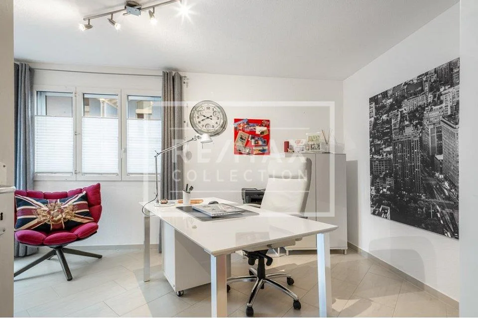 Stilvolles 5½-Zimmer-Doppeleinfamilienhaus mit hochwertigem Ausbaustandard – Foto 11 von 13