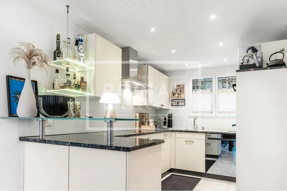 Stilvolles 5½-Zimmer-Doppeleinfamilienhaus mit hochwertigem Ausbaustandard – Foto 6 von 13