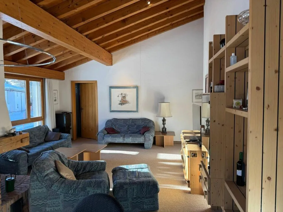 Appartamento soleggiato di 5,5 locali in una zona tranquilla – foto 6 di 15