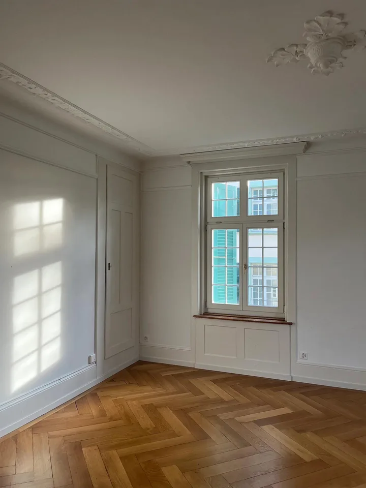 Appartement 4 pièces avec mansarde et lave-linge/sèche-linge privés – photo 5 sur 8
