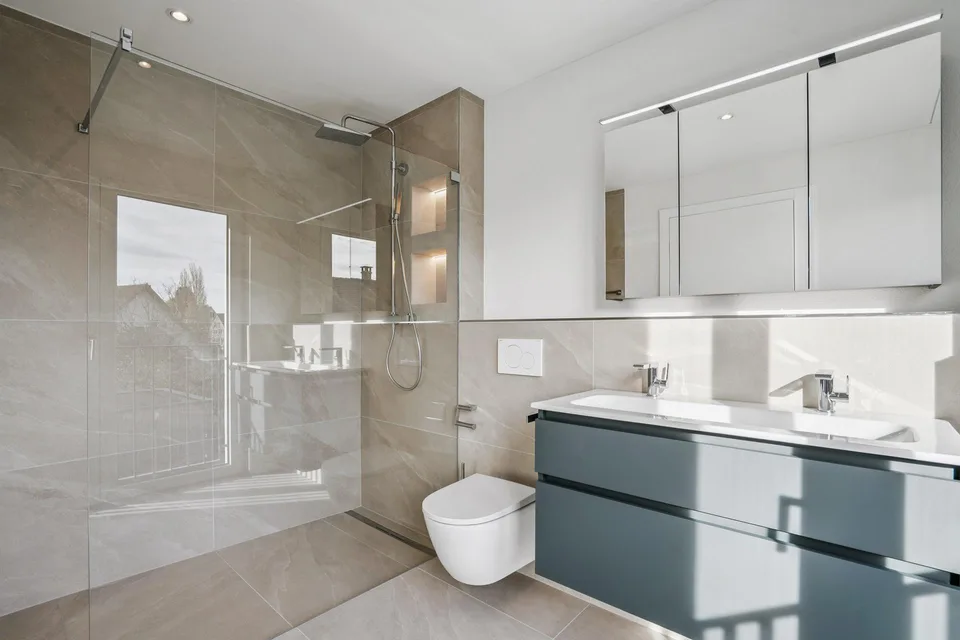 Neubau: Modern Wohnen mit Weitsicht – Foto 9 von 13