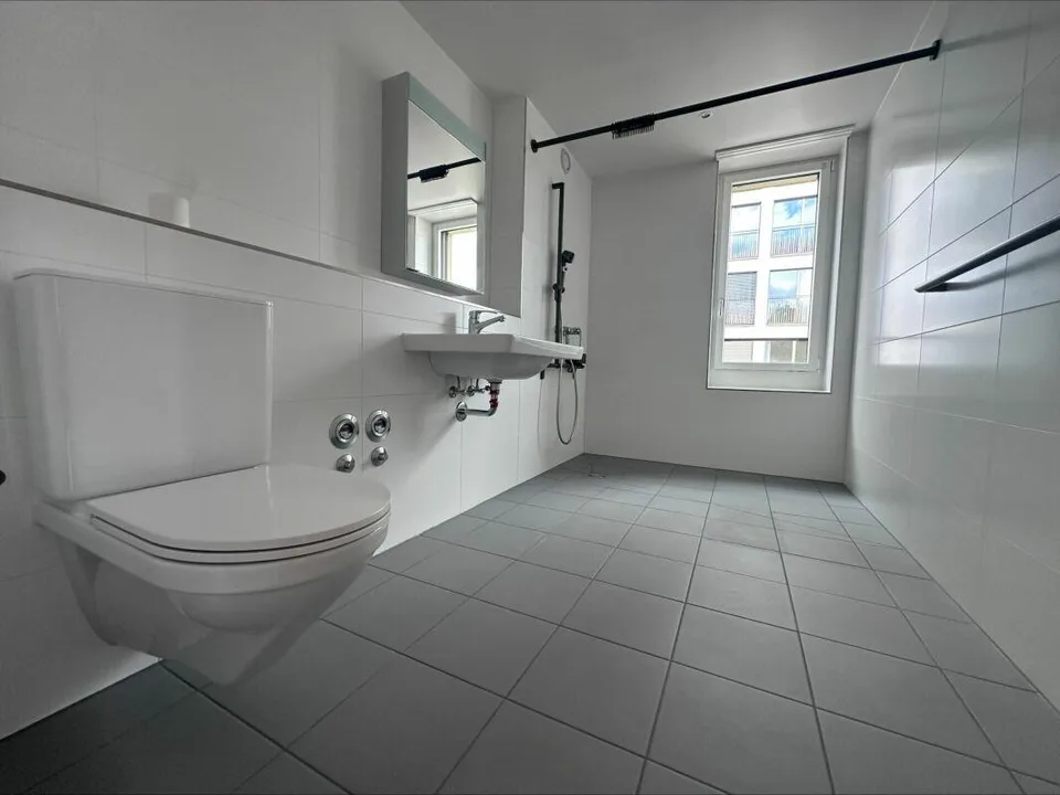 Alterswohnungen: Helle 3.5-Zimmer-Wohnung im 2. OG Gesundheitszentrum Brugg – Foto 6 von 9