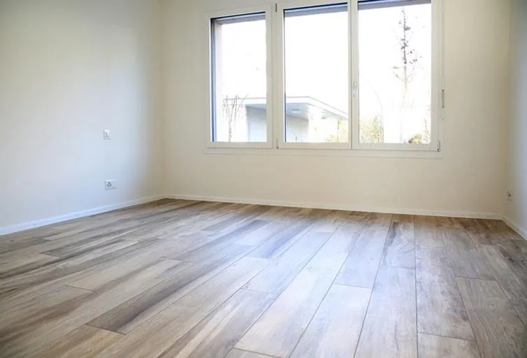 Appartamento moderno con area giardino e lavanderia privata – foto 4 di 7