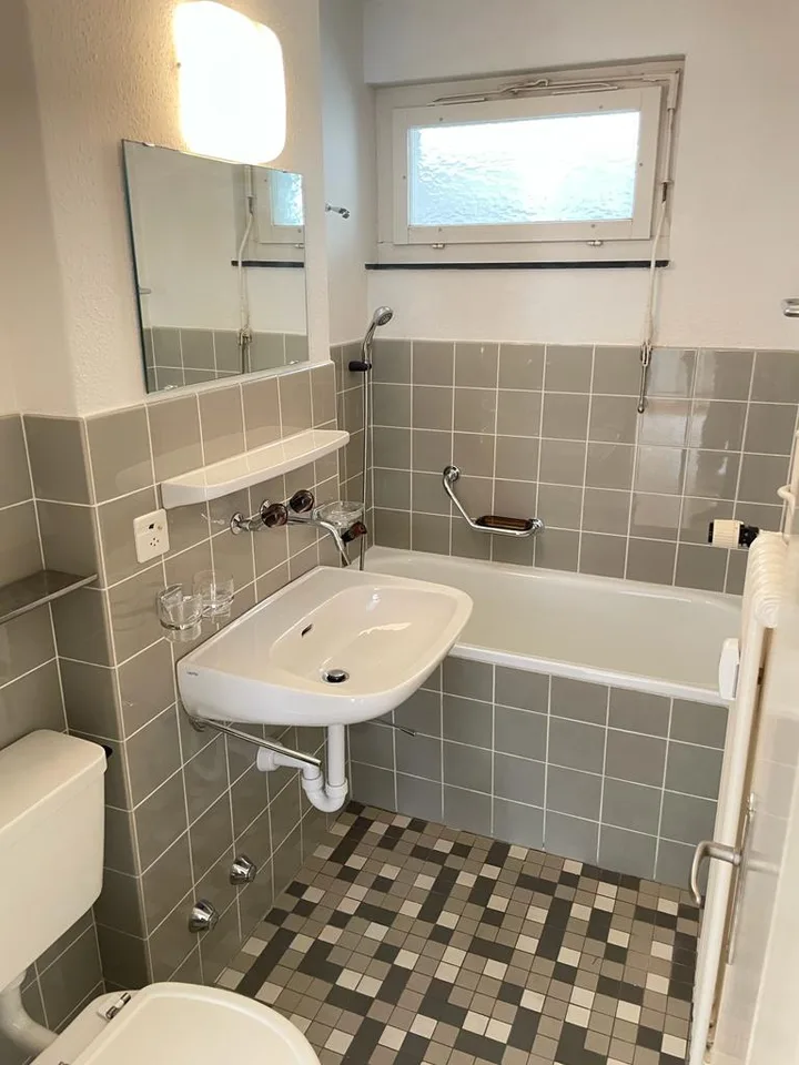 1 Zimmer Wohnung in zentraler Lage – foto 4 di 5