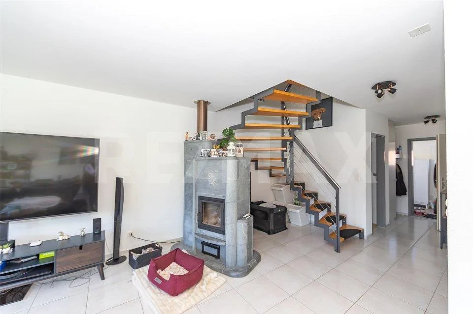 Haushälfte/Maisonette mit grosser Terrasse – Foto 4 von 13