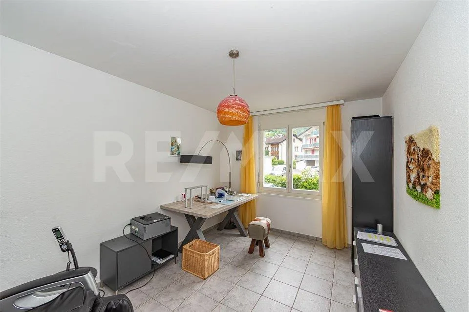 Helle, gepflegte 4.5-Zimmerwohnung mit 2 Balkonen, moderner Ausstat... – Foto 13 von 13