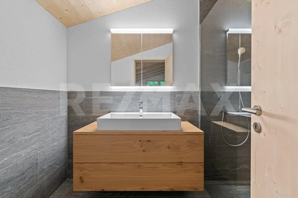 Energiebewusst wohnen! Garglas.ch - 4½-Zimmer-Dachwohnung E11 mit A... – foto 11 di 13