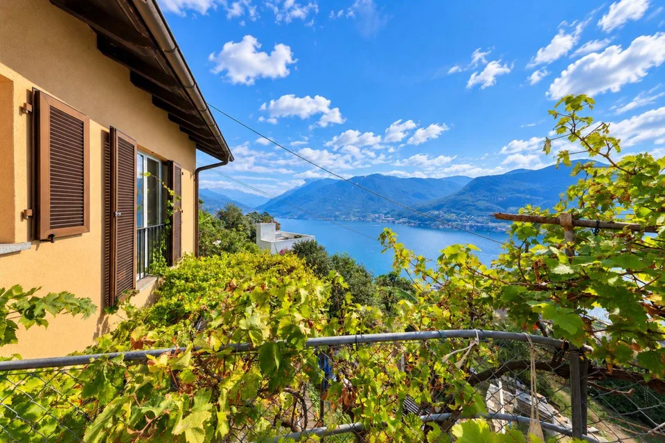 Villa in a breathtaking panoramic location – photo 3 of 10