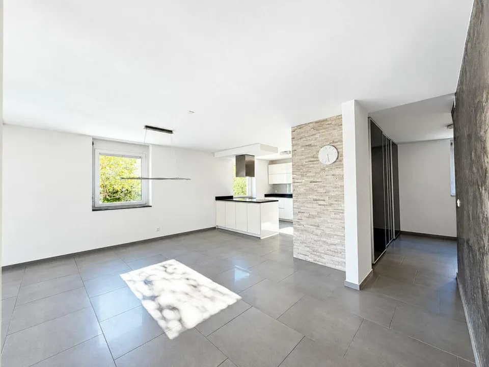 Sogno di casa in affitto - Casa unifamiliare spaziosa con giardino – foto 8 di 29