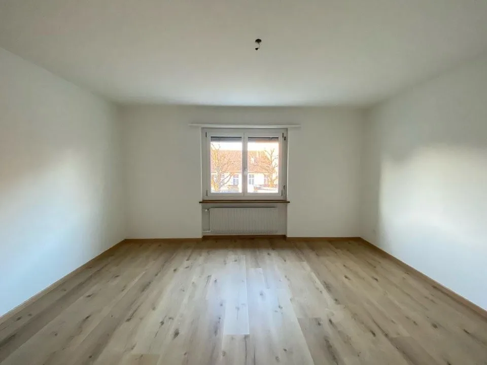 Zentral wohnen am Libellenweg: Gemütliche 2-Zimmer-Wohnung in Lyss – Foto 6 von 8