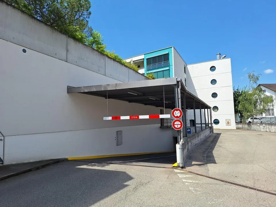 Einstellplatz zu vermieten – Foto 2 von 5