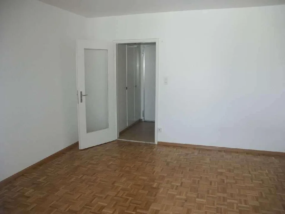 Appartamento 2 camere vicino all'ospedale cantonale / Uni – foto 2 di 5