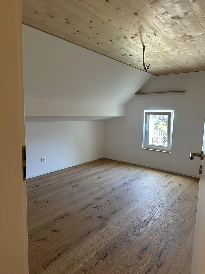 renoviertes Einfamilienhaus: hell, gemütlich und naturnah – Foto 5 von 13
