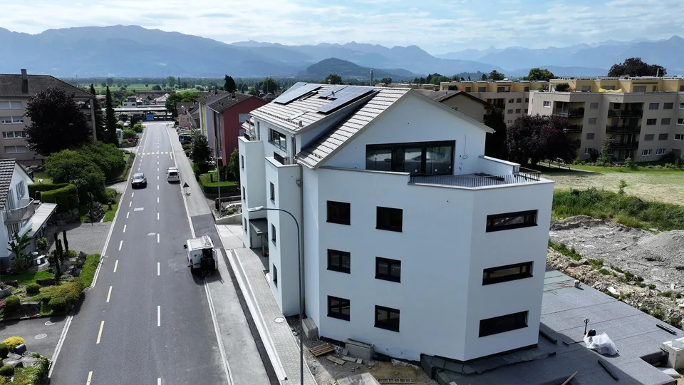 Tiefgaragenparkplatz zu verkaufen – foto 2 di 2