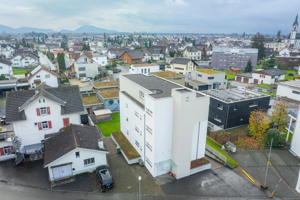 3.5-Zimmer-Wohnung mit Garten – Foto 2 von 9