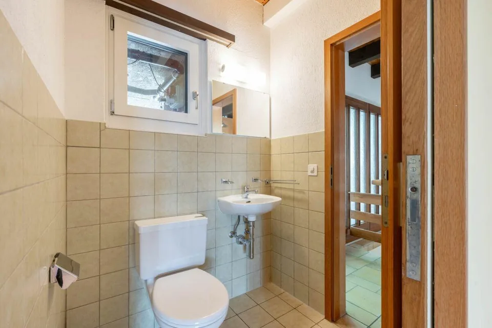 Umweltfreundliches Einfamilienhaus am Waldrand mit Solaranlage und ... – Foto 10 von 23