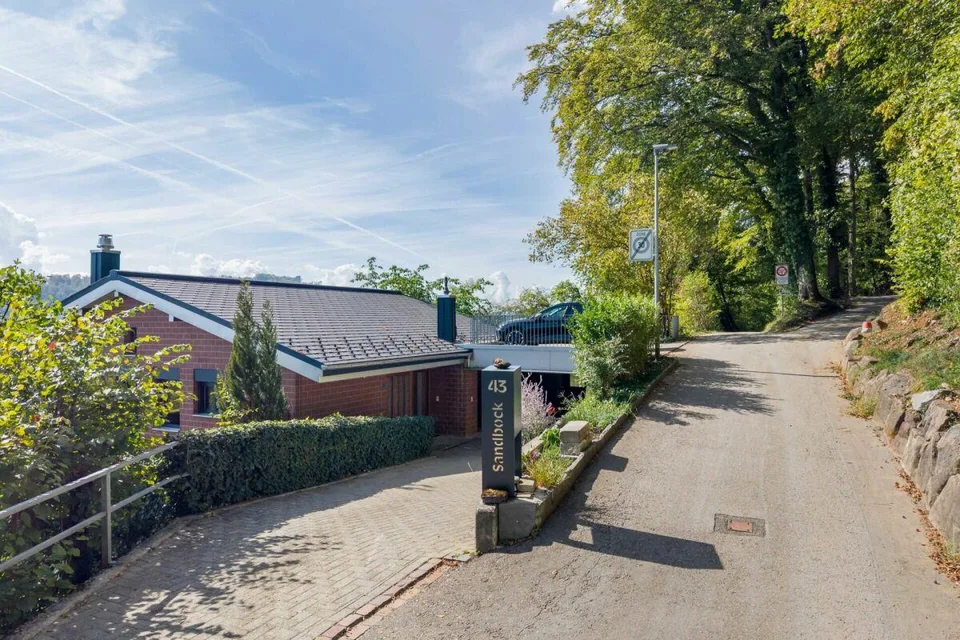 Umweltfreundliches Einfamilienhaus am Waldrand mit Solaranlage und ... – Foto 22 von 23