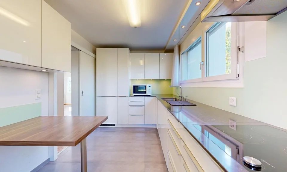 Casa di 5½ locali modernizzata con sonda di terra e grande giardino – foto 2 di 11