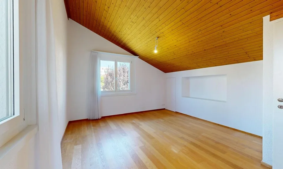Casa di 5½ locali modernizzata con sonda di terra e grande giardino – foto 7 di 11