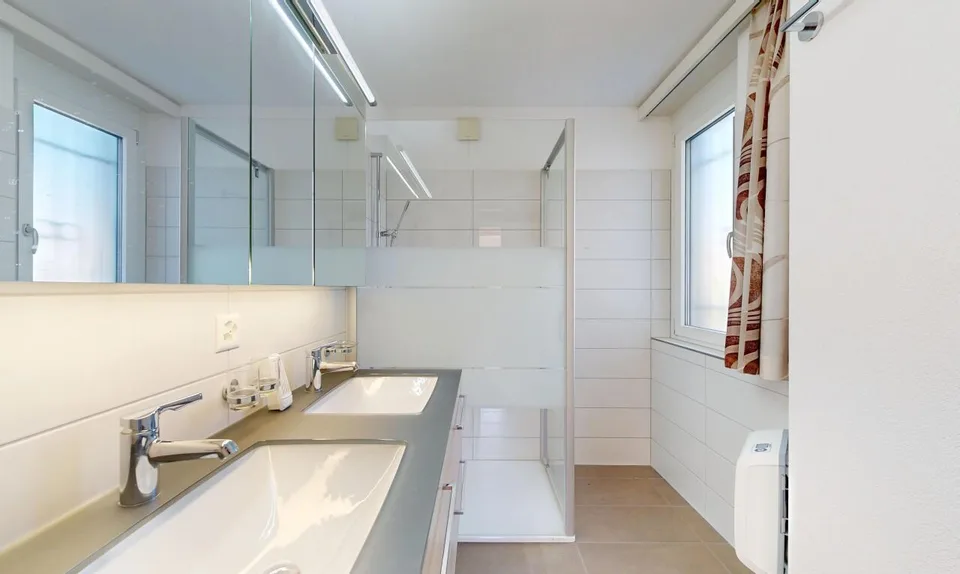Casa di 5½ locali modernizzata con sonda di terra e grande giardino – foto 9 di 11