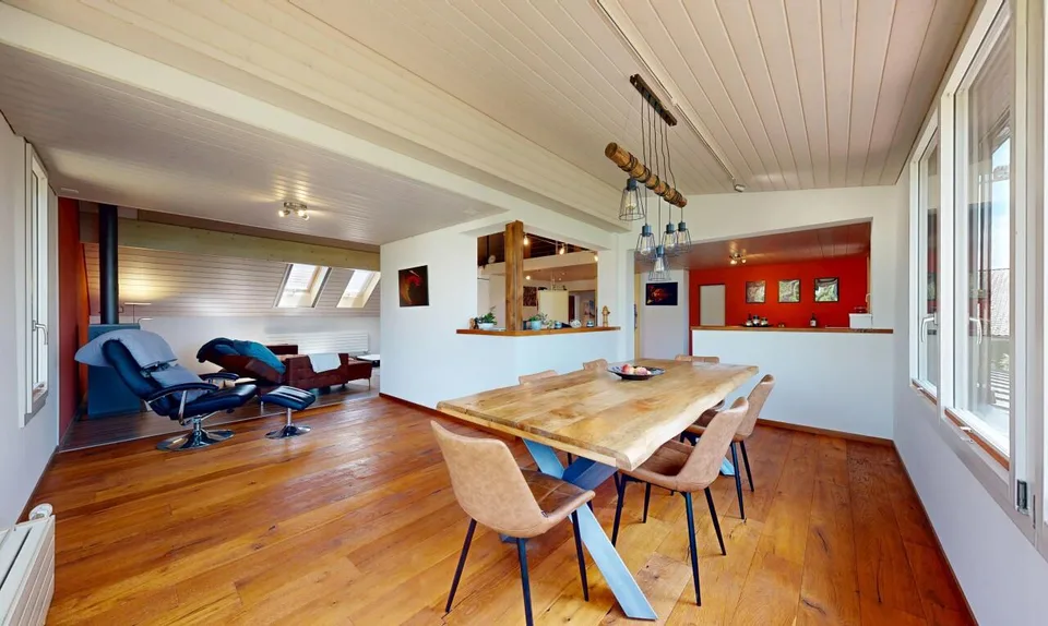 Casa multi-generazionale modernizzata con vista panoramica a Gysenstein – foto 5 di 11