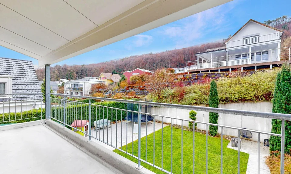 Modernes Zuhause mit hochwertigem Ausbau & gepflegtem Gartenparadies – Foto 10 von 11