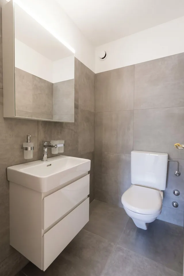 Helle, stilvolle und komplett renovierte 4.5 Zimmer-Wohnung – Foto 9 von 12