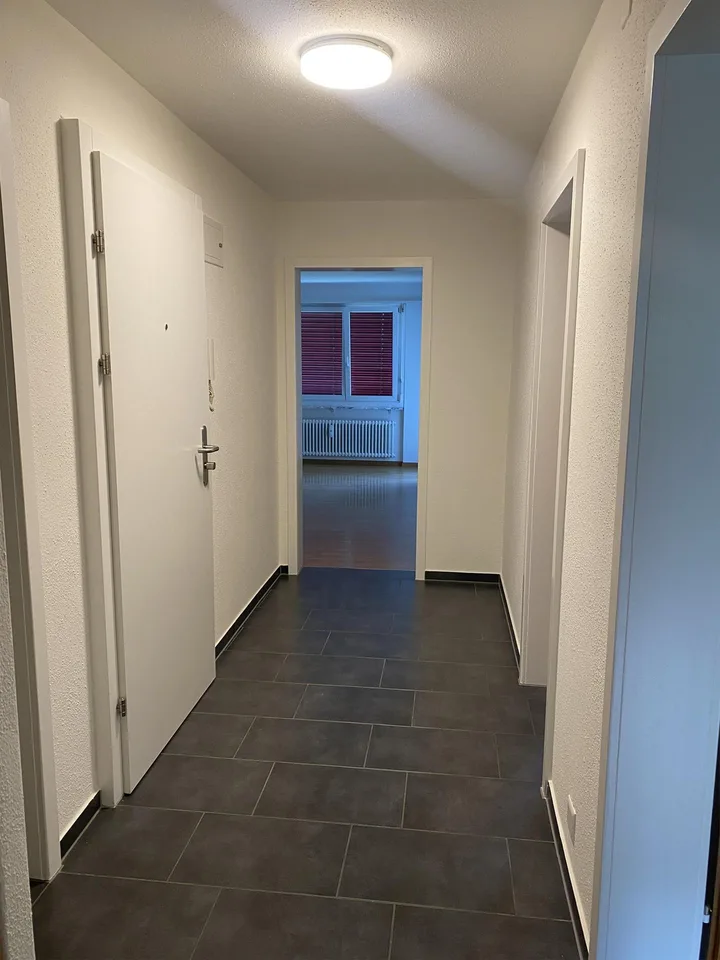 Helle 3 1/2-Zimmer-Wohnung – Foto 4 von 13