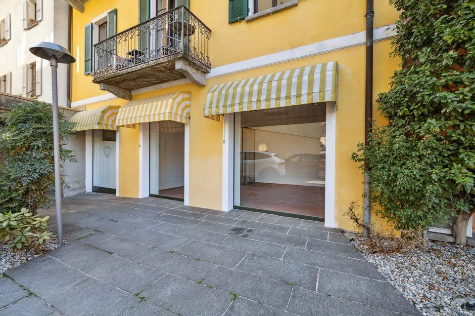 Locale commerciale nel cuore della città vecchia! – foto 3 di 7