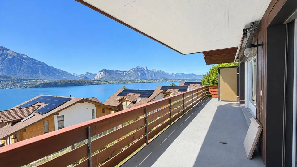 Wohnen mit See- und Bergsicht - 3½ Zimmer mit grossem Balkon in Gunten – Foto 16 von 18