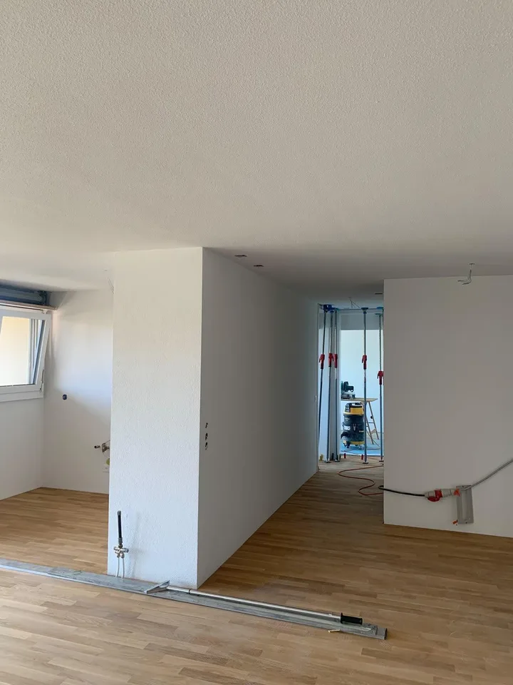 Ihr neues Zuhause wartet: frisch sanierte 3.5 Zimmer – photo 9 sur 17