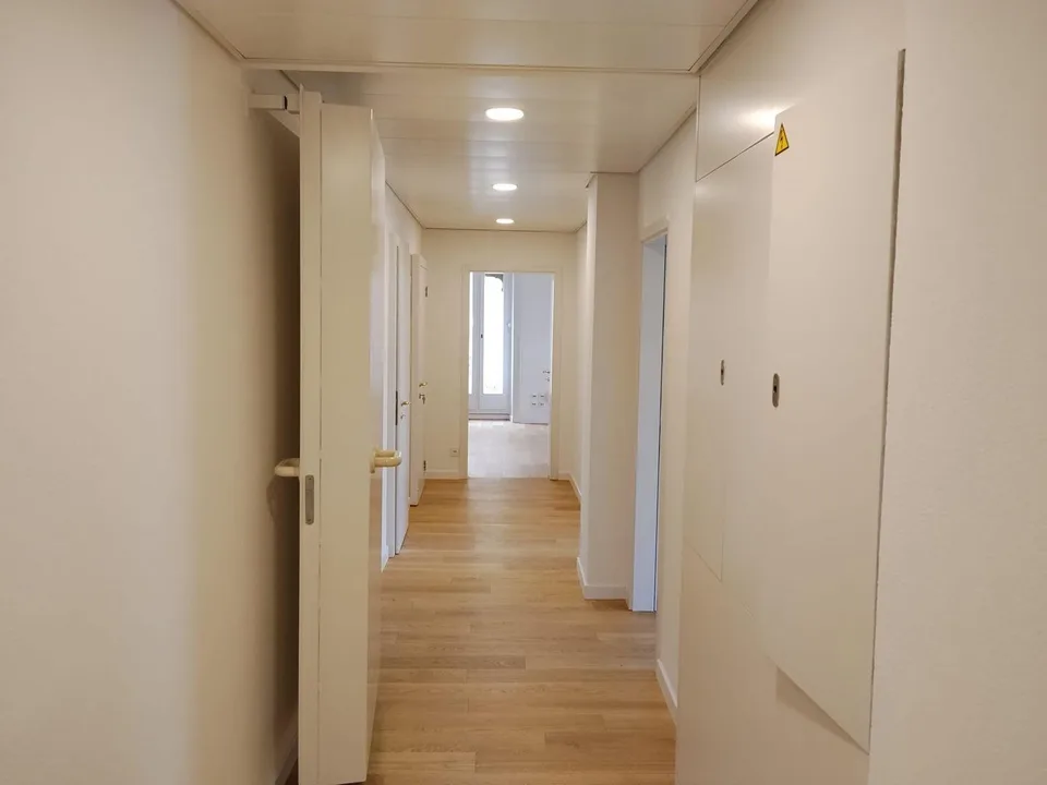 Lugano centro, affittasi comodo ufficio in posizione strategica – photo 3 of 8
