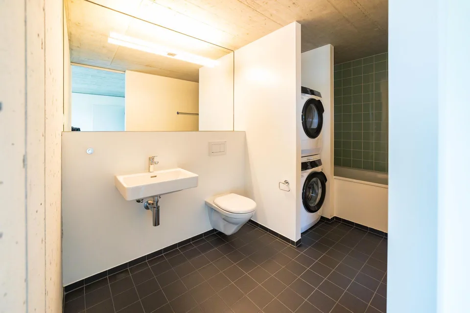 Wohnung Dachgeschoss mit 3.5 Zimmern – photo 7 of 9
