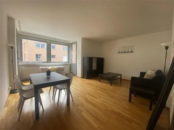 Lugano: Eingerichtetes Apartment 2.5 Zimmer – Foto 3 von 5