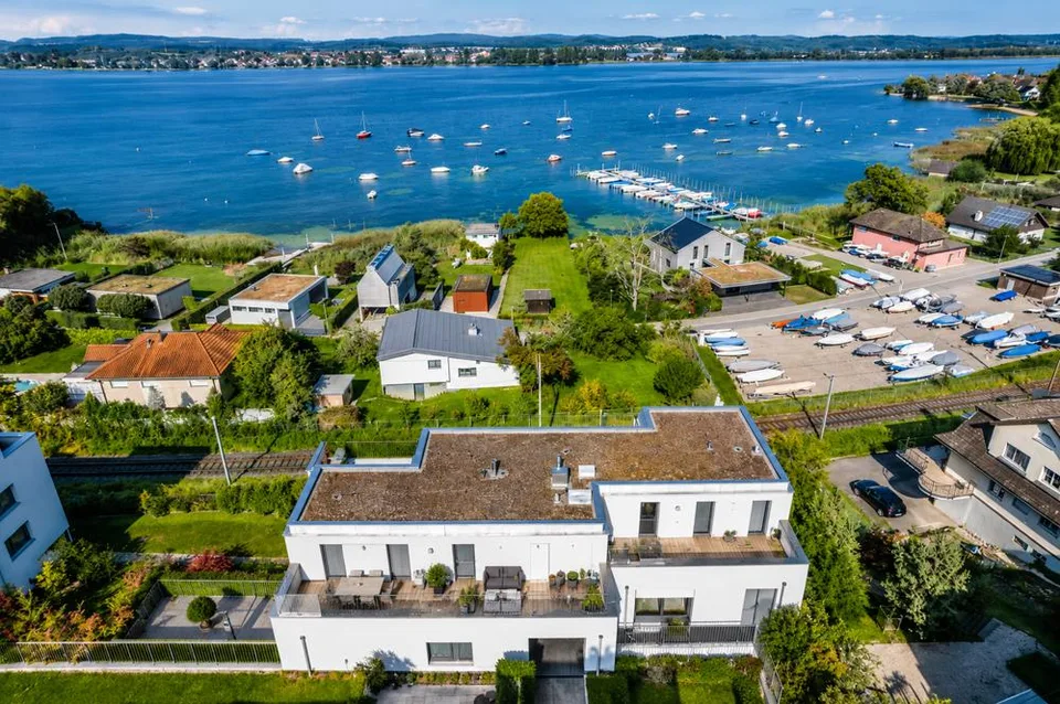 Appartamento attico esclusivo con vista sul lago non ostruita – foto 15 di 23
