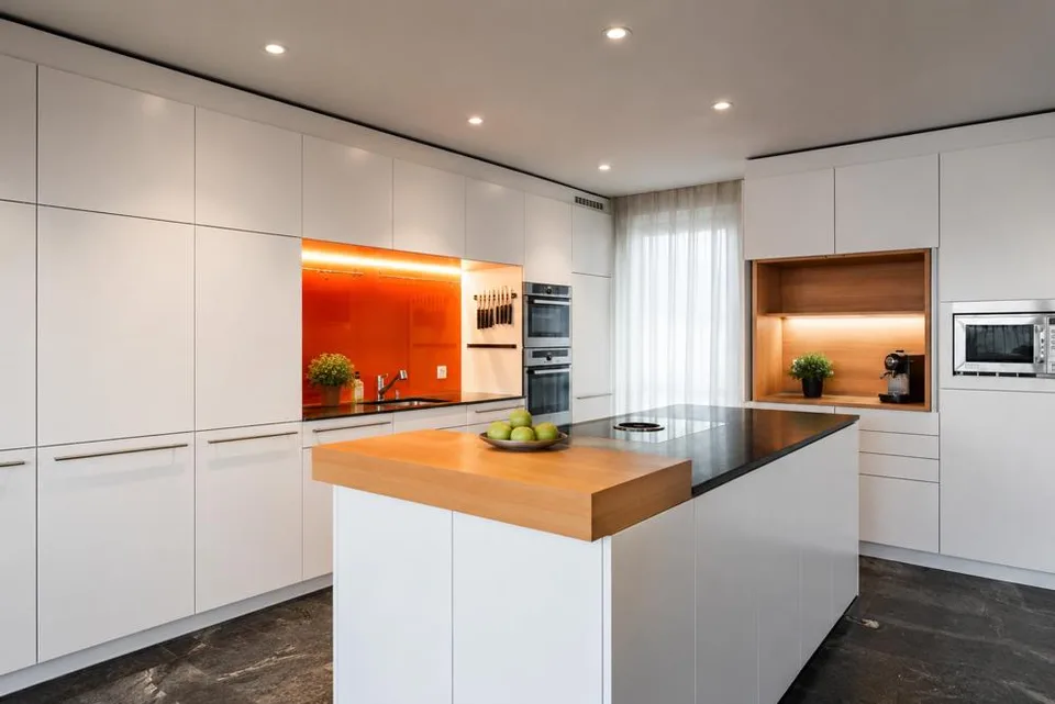 Appartamento attico esclusivo con vista sul lago non ostruita – foto 9 di 23
