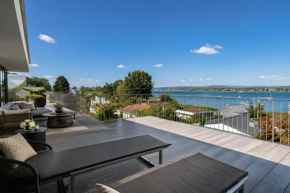 Appartamento attico esclusivo con vista sul lago non ostruita – foto 14 di 23