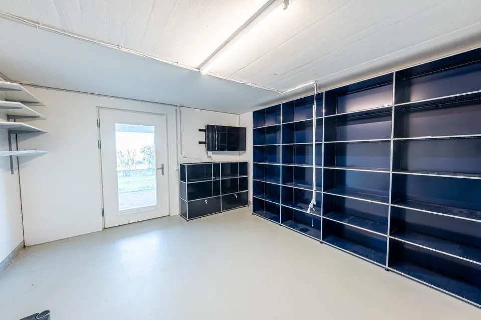 Appartamento attico esclusivo con vista sul lago non ostruita – foto 19 di 23