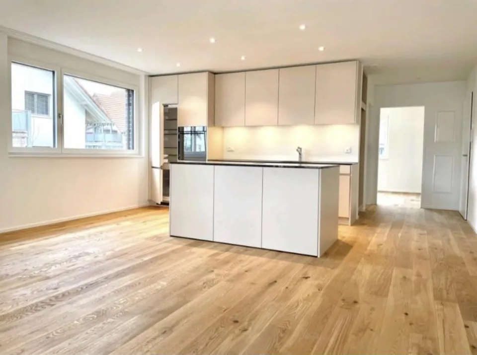 2.5 Zi.-Wohnung im Herzen von Laupen – photo 2 sur 4