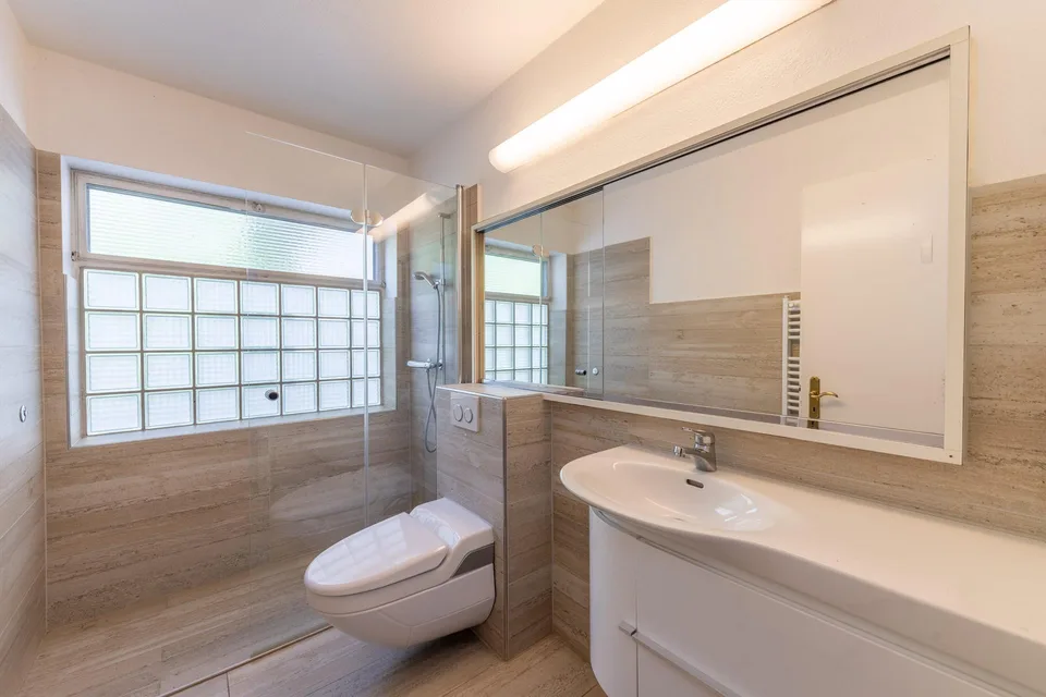 Wohnen, verwirklichen, geniessen - Ein Zuhause mit Pool, Werkstatt ... – photo 7 of 13