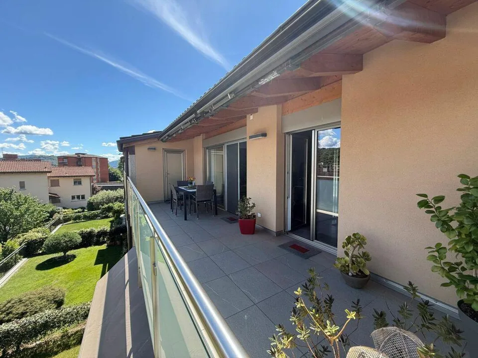 Geräumige Wohnung mit privater Garage – Foto 7 von 8