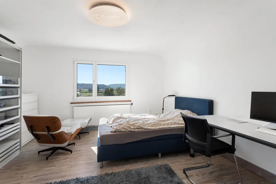 Freistehendes 5.5-Zimmer-EFH mit 2.5-Zimmer-Einliegerwohnung – Foto 12 von 21
