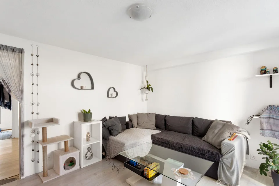 Freistehendes 5.5-Zimmer-EFH mit 2.5-Zimmer-Einliegerwohnung – Foto 15 von 21